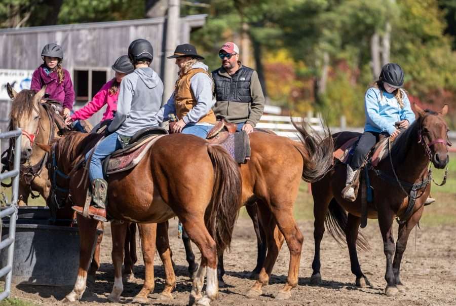 1000-acres-horses-100