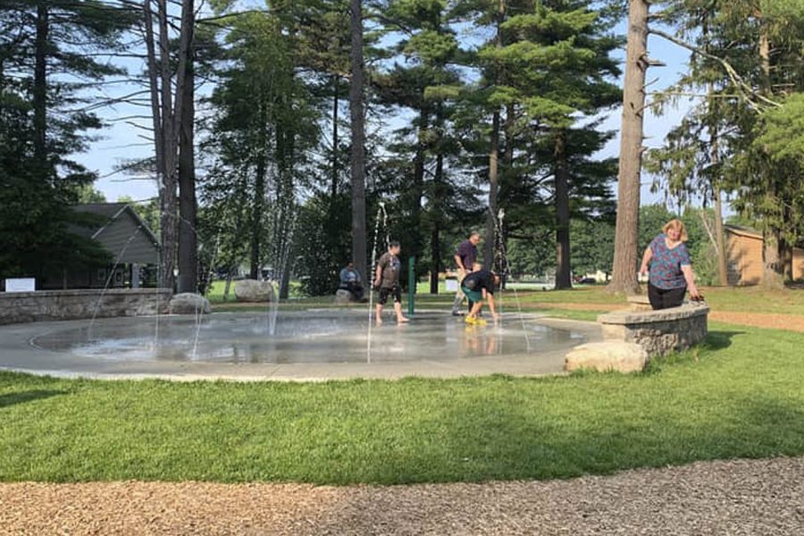 Crandall-Park-Splash-Pad-Family-water-fun-1