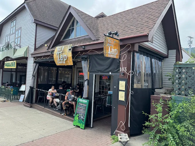 163 Taproom Lake George