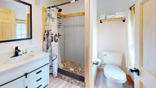 76-Lazy-River-Bathroom