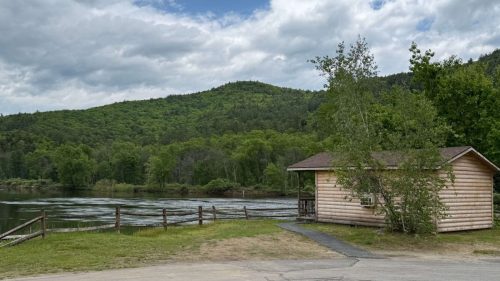 Eagle Point Shoreline (13)